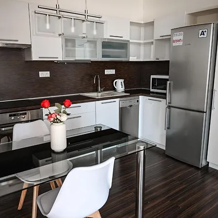 Appartement Vienna Gate Near Train Station And Free Parking